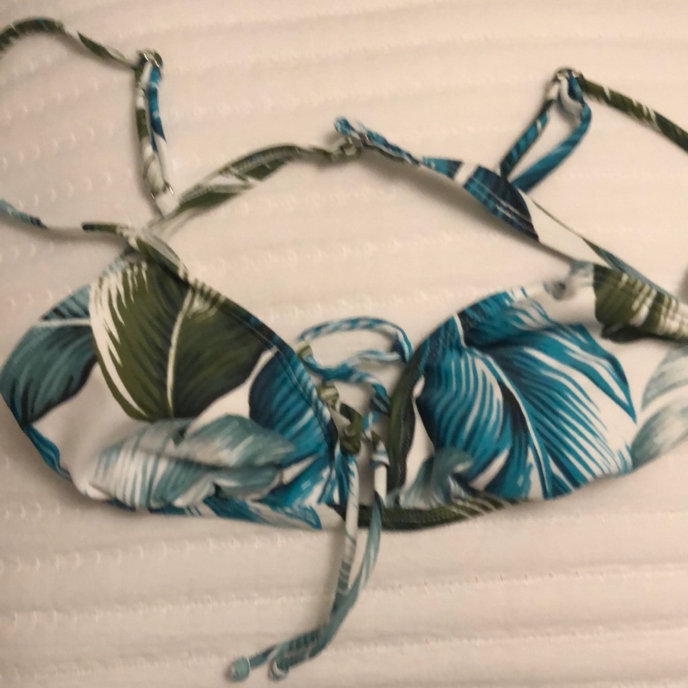 Bikini top